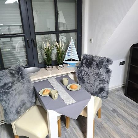 Exklusive Ferienwohnung Nahe Der Nordsee Wesselburen Bagian luar foto