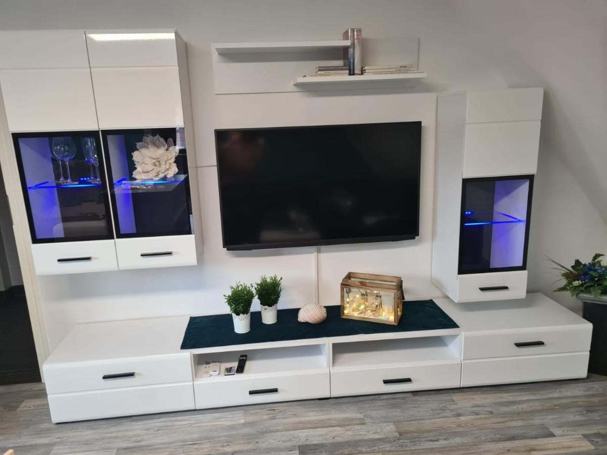 Exklusive Ferienwohnung Nahe Der Nordsee Wesselburen Bagian luar foto